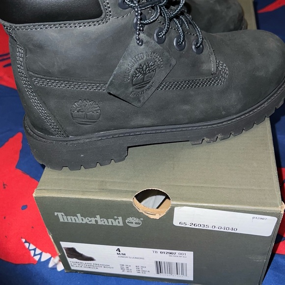 Timbs - Picture 4 of 5
